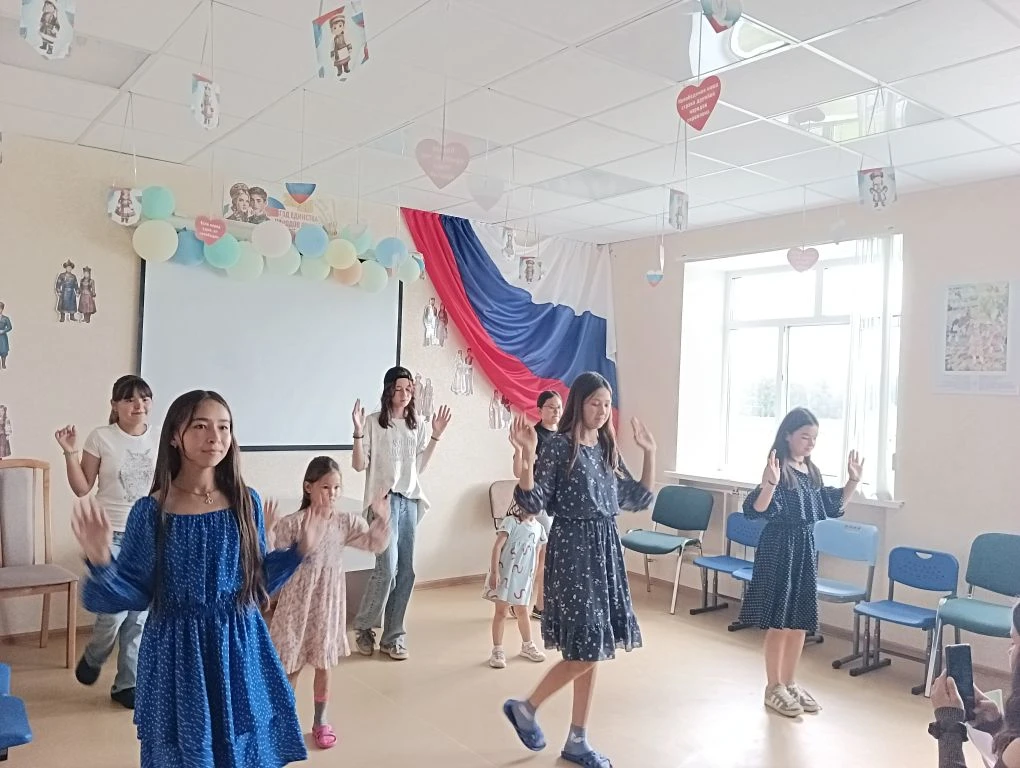 Закрытие смены "Под знаком единства" в лагере "Шатлык"!🎉
Сегодня - 15-й, самый трогательный и яркий
