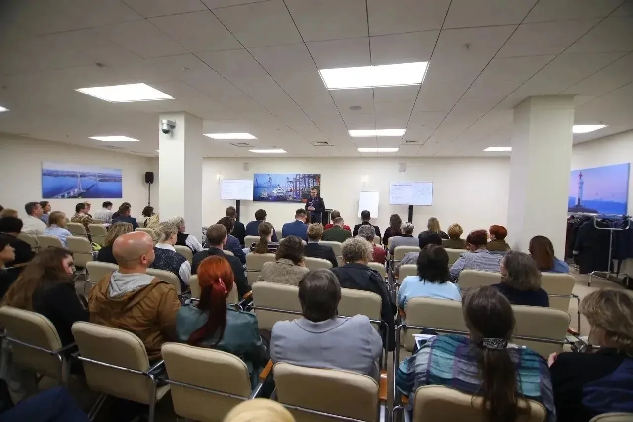📣 Что нового в ДВФУ? Рассказываем! 

• В ДВФУ создают новые образовательные программы с партнерами 