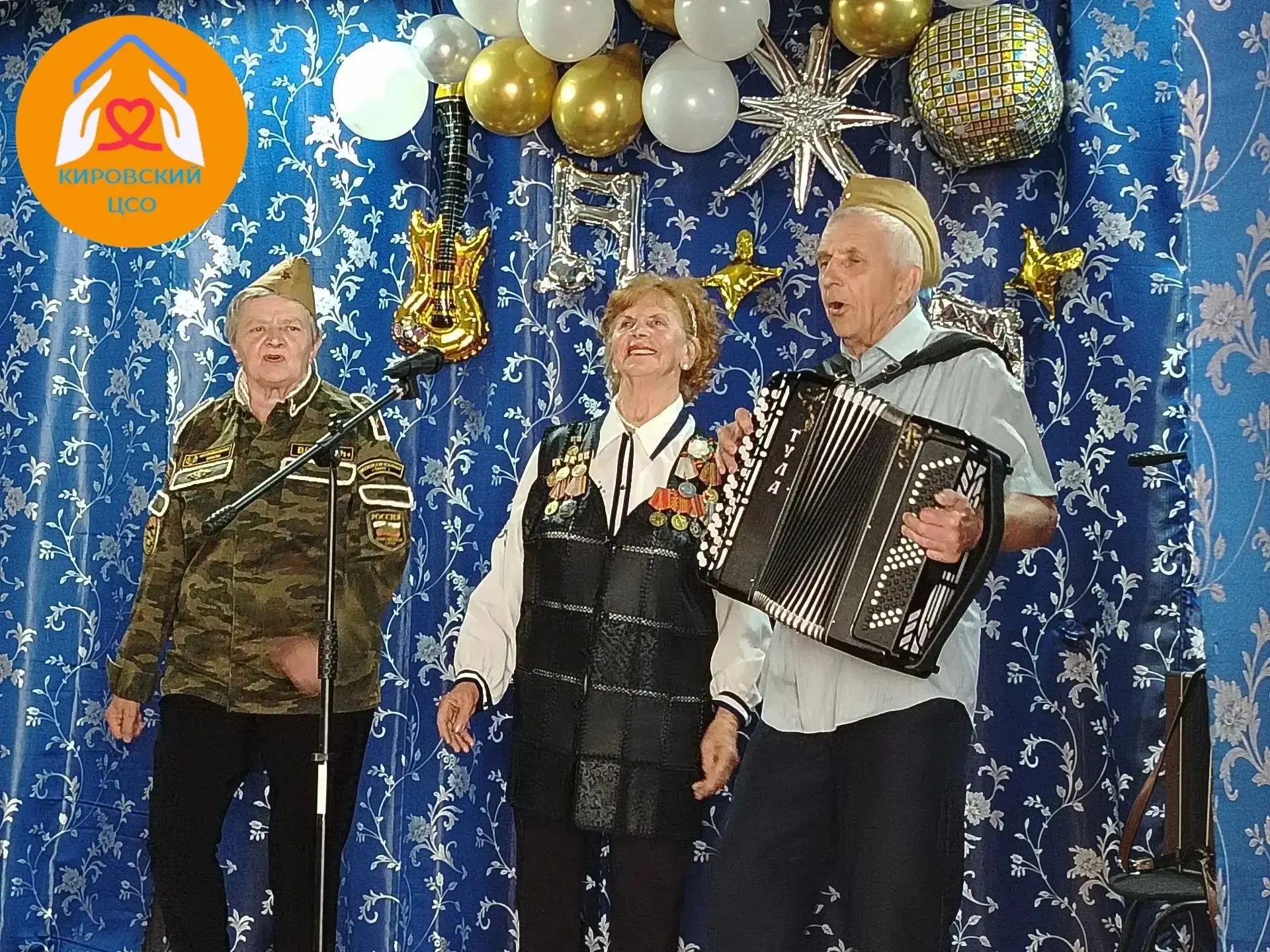 По-особенному уютно и весело🎉 

Малая Песочня принимала гостей - замечательный коллектив художестве