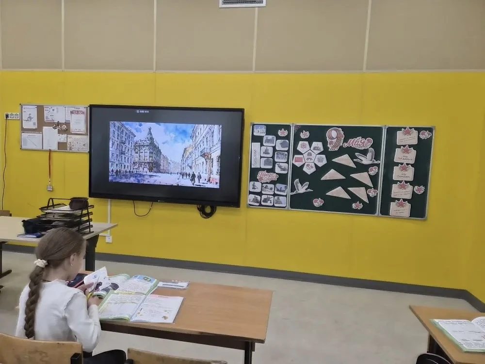 Помним! Гордимся! 🎖️  В преддверии Дня Великой Победы в нашей школе прошли трогательные классные час