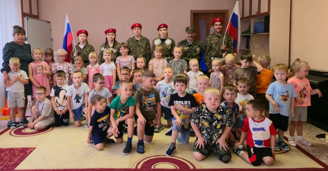 🇷🇺 Белый, синий, красный: что скрывают цвета нашего флага?