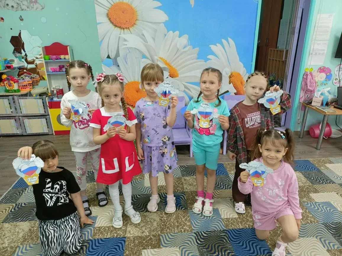 В преддверии праздника, который будут отмечать 12 июня Дня России, в детском саду прошл...