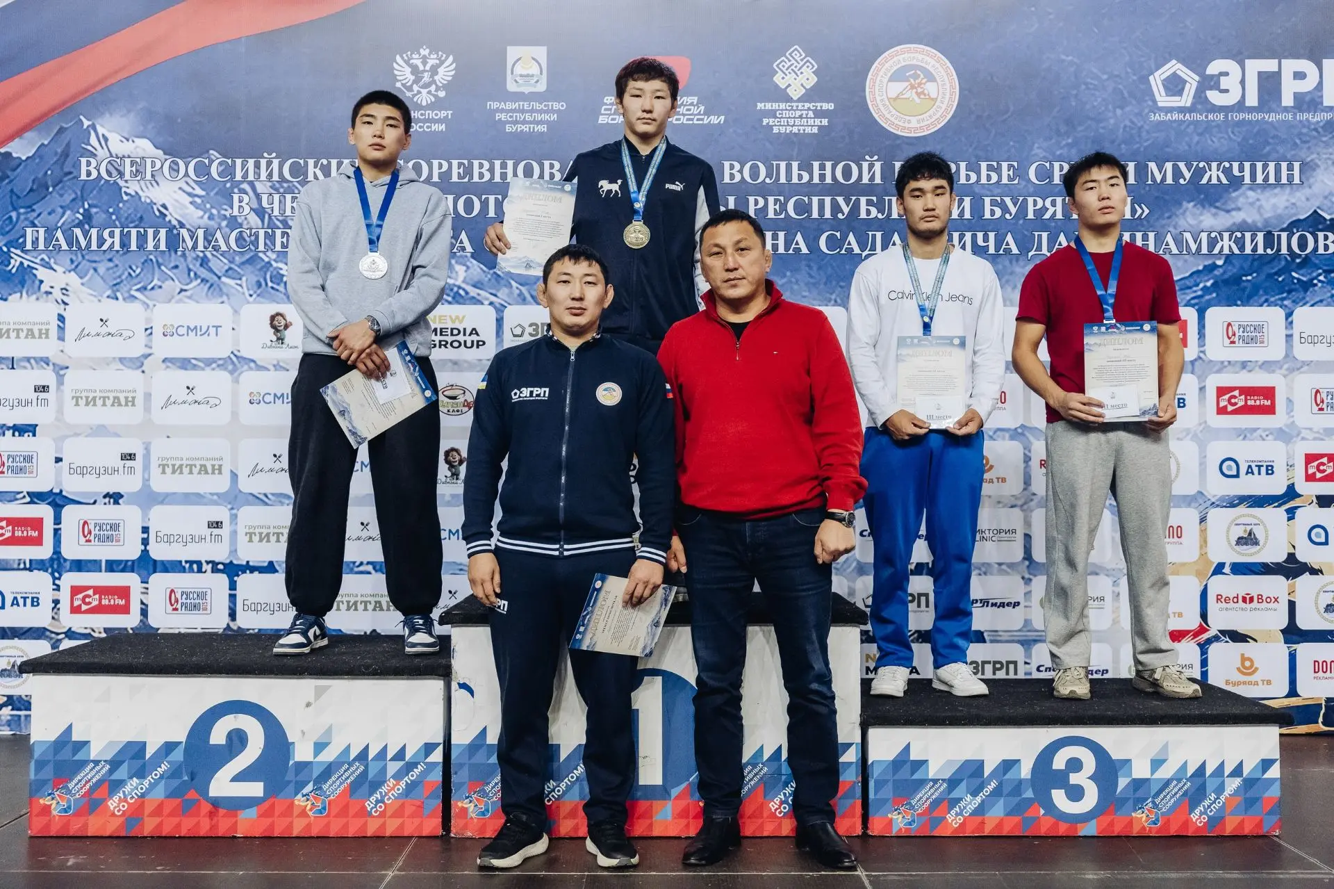 🤼 В Улан-Удэ завершились Всероссийские соревнования по вольной борьбе