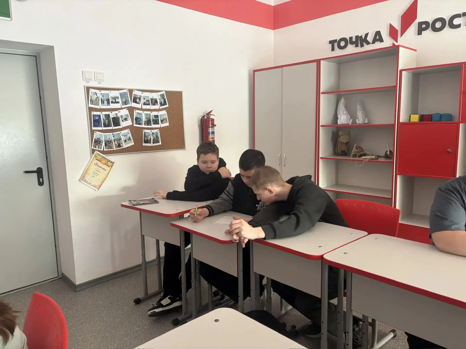 Всемирный День Поэзии — праздник творчества и вдохновения