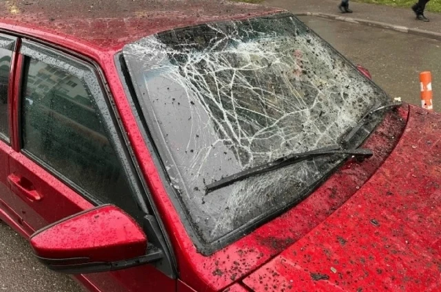 Александр Шуваев сообщил о компенсациях за поврежденные атаками ВСУ авто