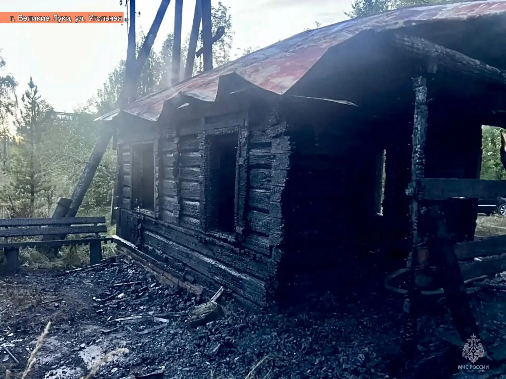 Четыре пожара произошли в Великих Луках за три дня