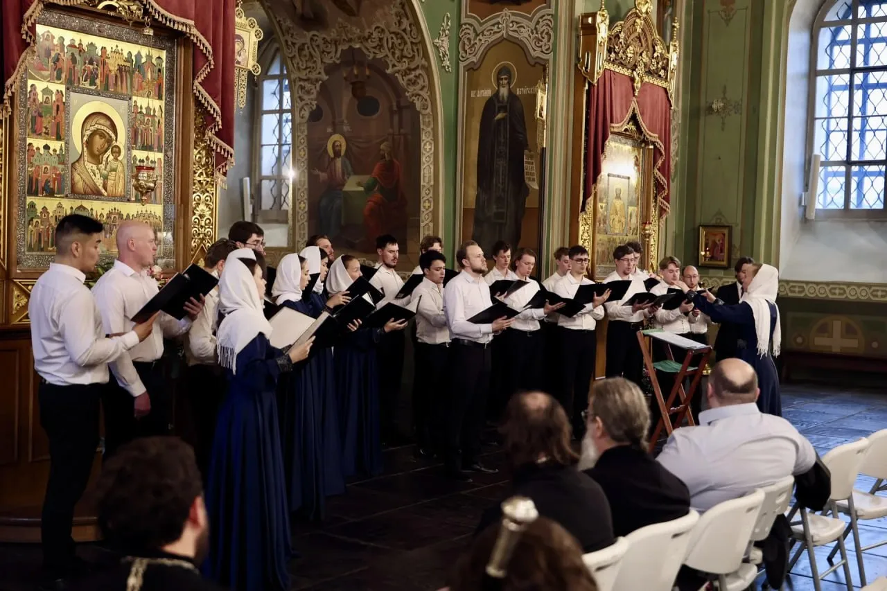 🎼 Вечером 17 июня в Благовещенском соборе Казанского кремля состоялся концерт духовной...