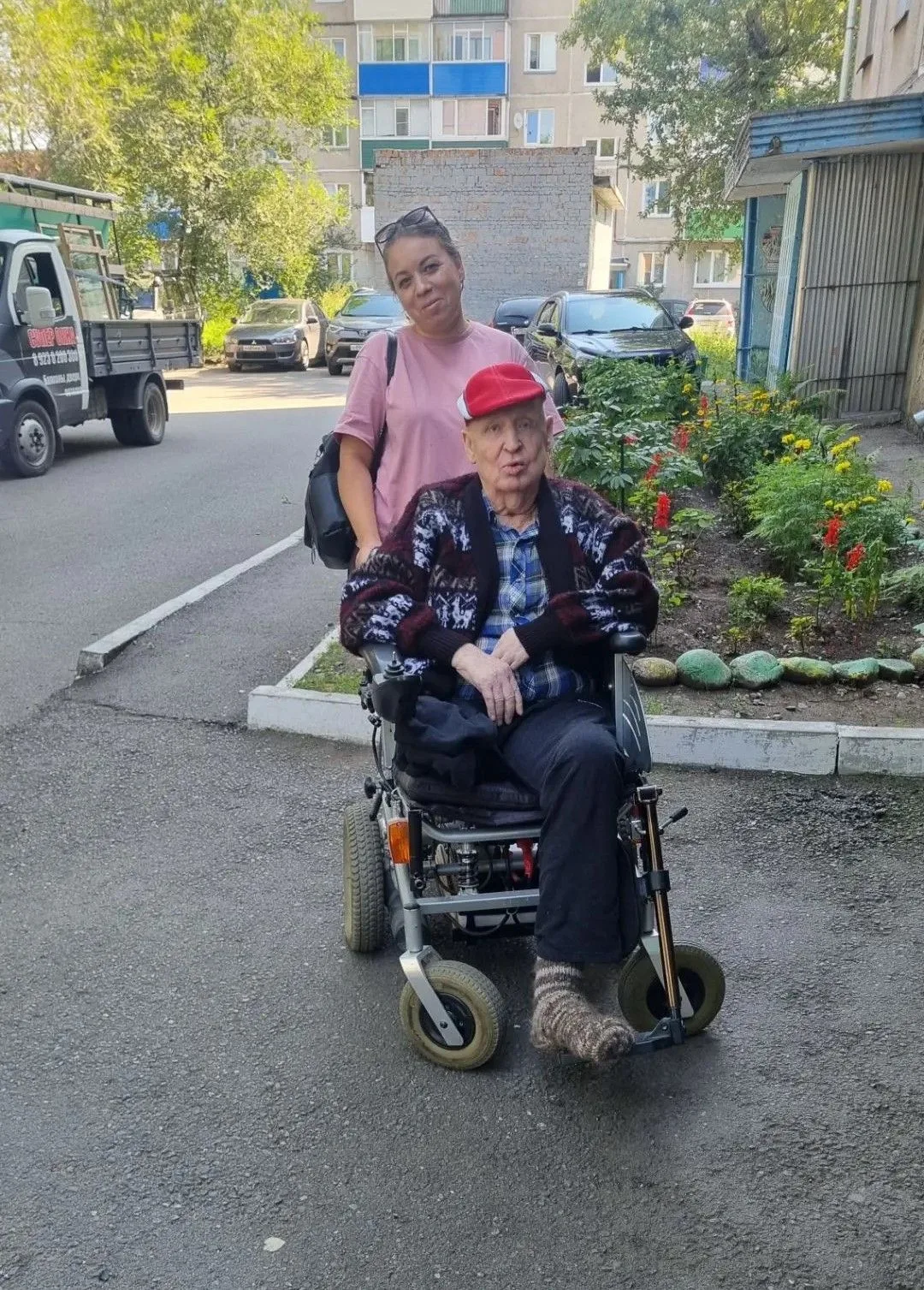 Ловим теплые августовские денечки лета вместе с получателями социальных услуг.