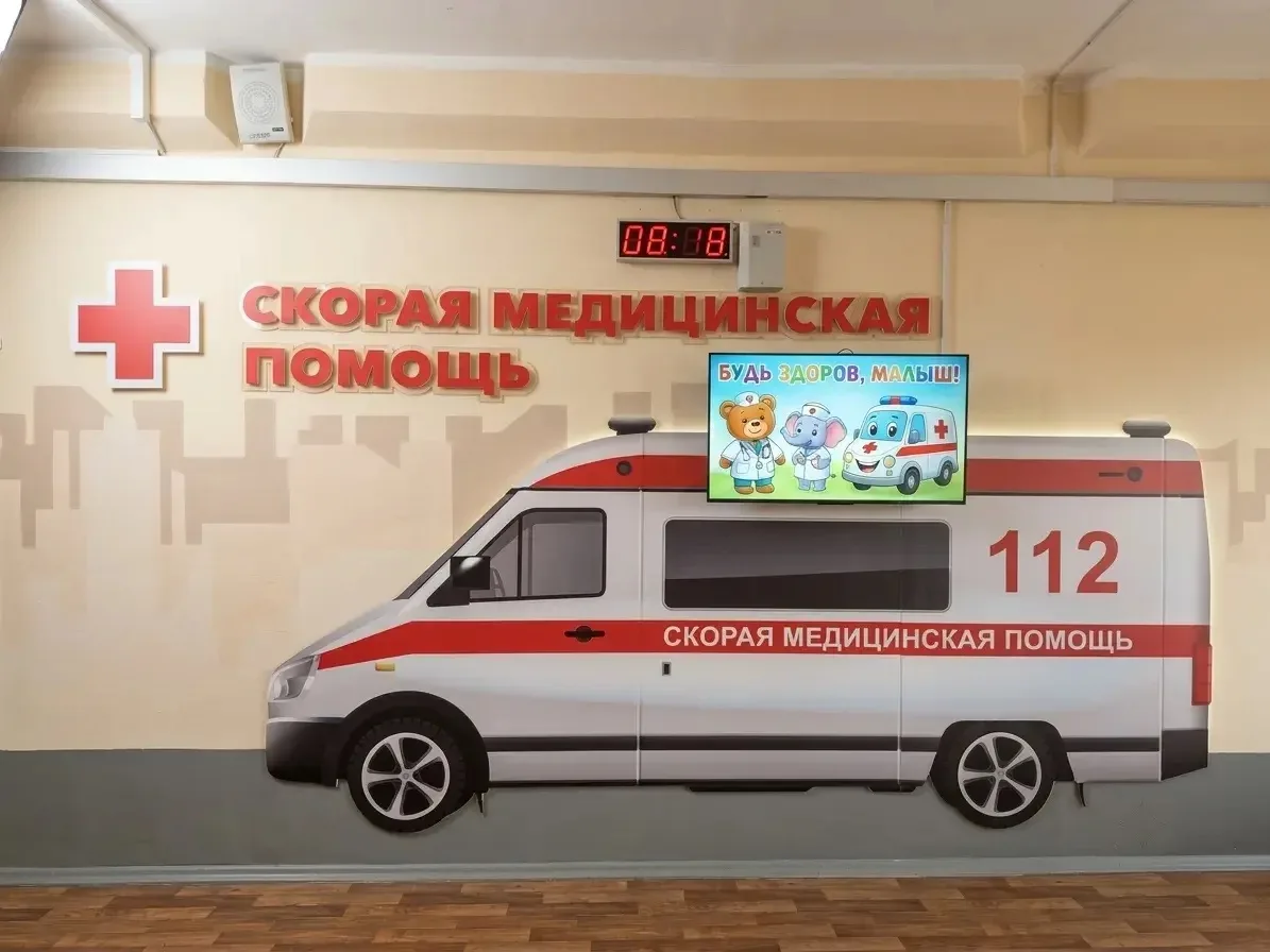 💡 Идея директора нашей школы Ирины Ивановны Кырма воплотилась в жизнь: в рекреациях на...
