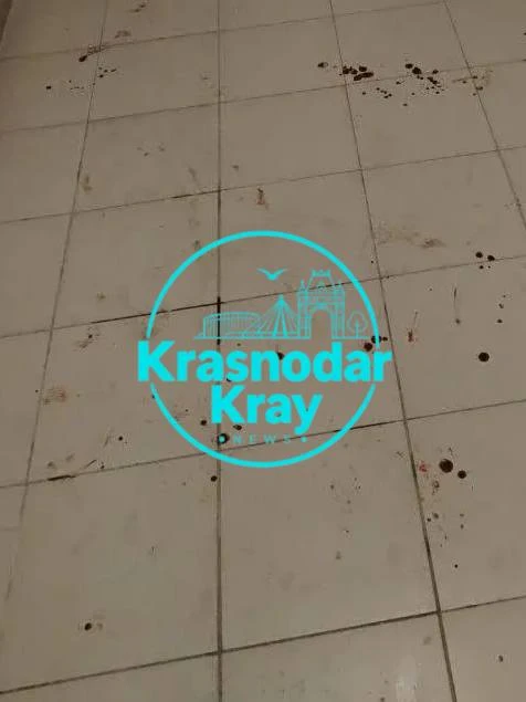 ⚠️ В Краснодаре мужчина ударил 15-летнего подростка в лифте