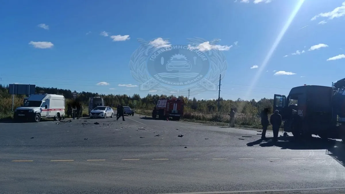 В Тейковском районе "Мерседес" с цистерной спровоцировал ДТП с тремя пострадавшими