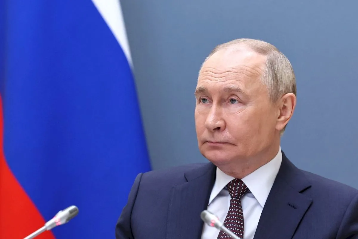 Владимир Путин утвердил дату голосования на выборах в Госдуму

Президент России Владимир Путин подпи