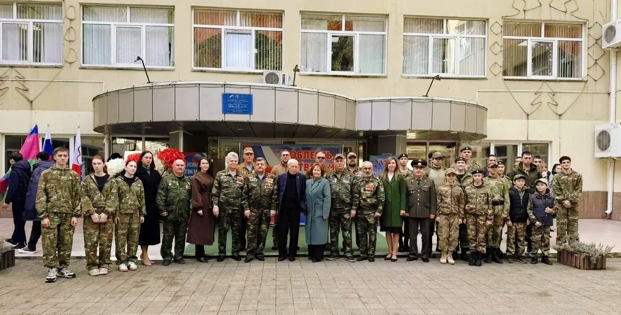 На старт, внимание, марш! 🏁  Воспитанники нашего клуба и юнармейцы отряда специального назначения «Л