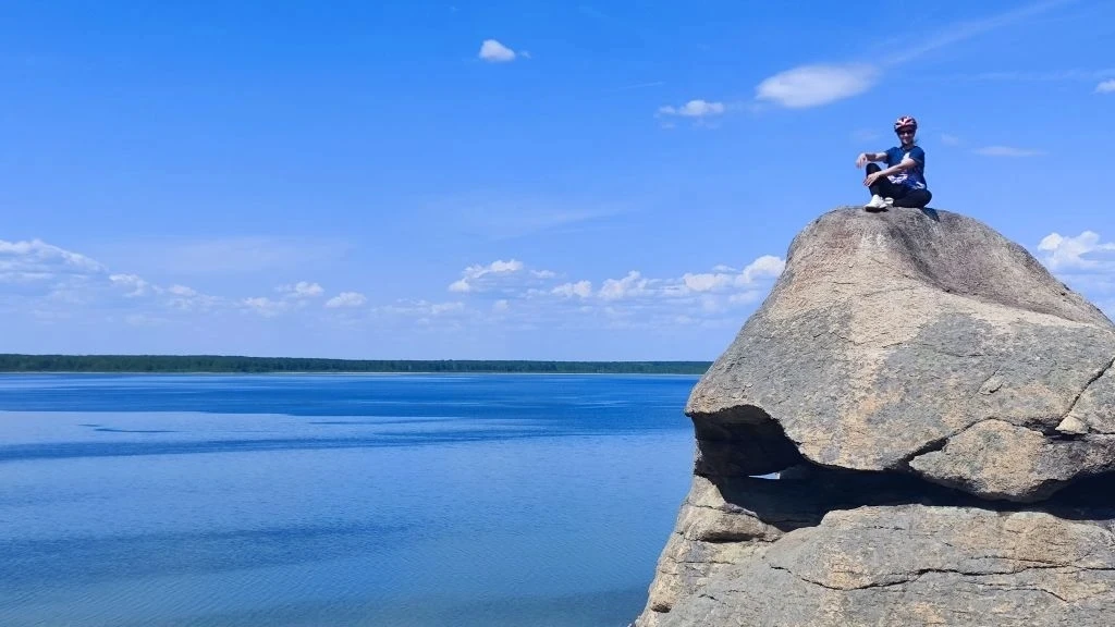 В каждый момент времени мы выбираем кем быть, каким быть. Это большая работа. И нет оши...
