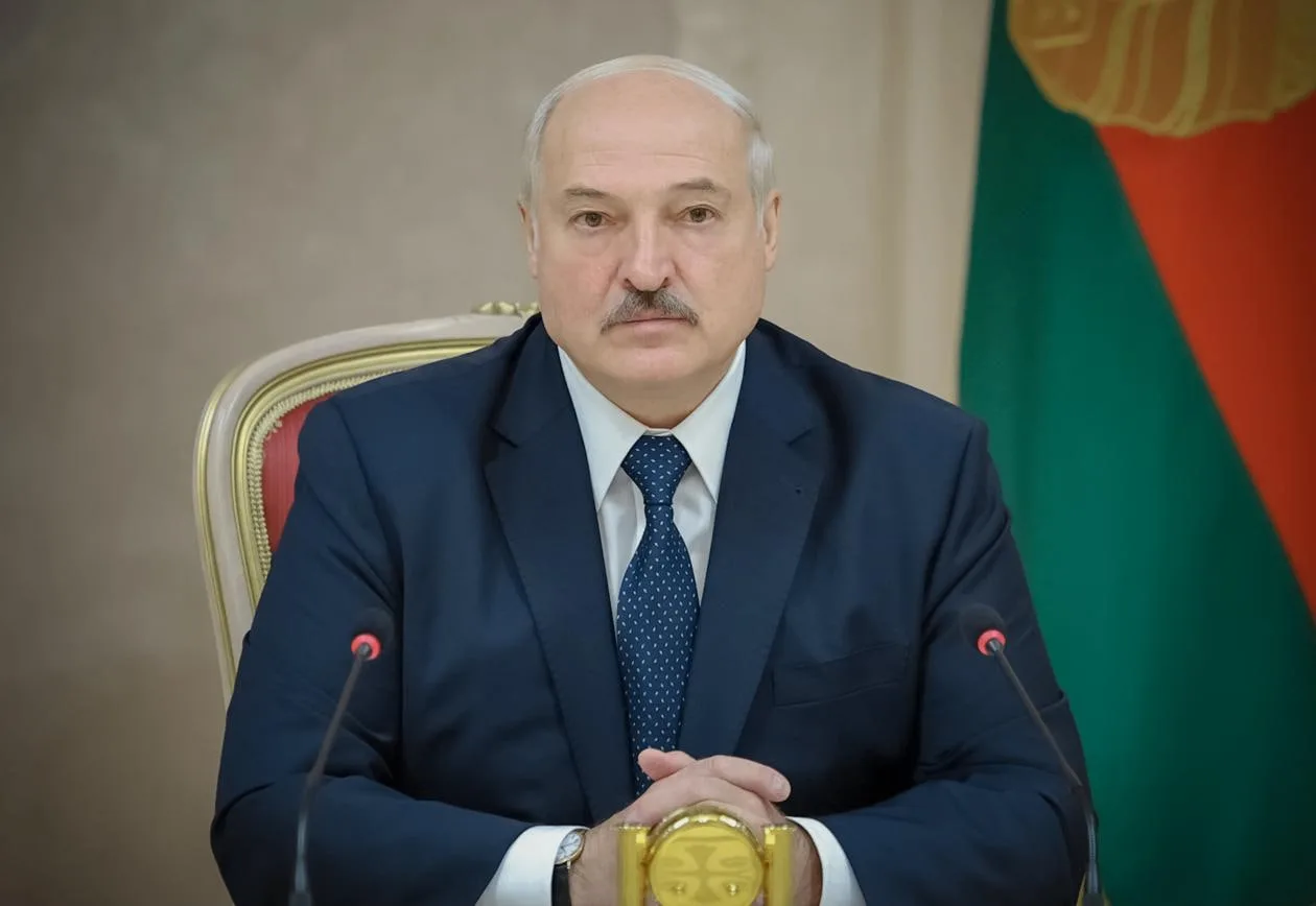 Лукашенко призвал к глобальному ядерному разоружению

Если оружие будет у всех стран, это приведёт к