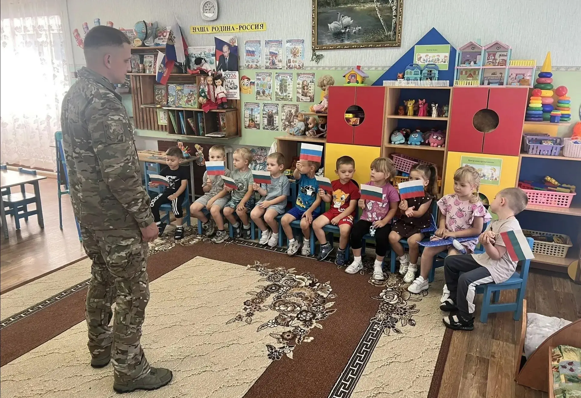 ‎В средней группе состоялась встреча с участником специальной военной операции Волошины...