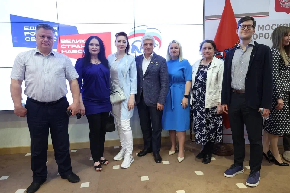 👨‍👩‍👧‍👦 Трудовые династии и наставники Москвы: ваш опыт нужен городу!