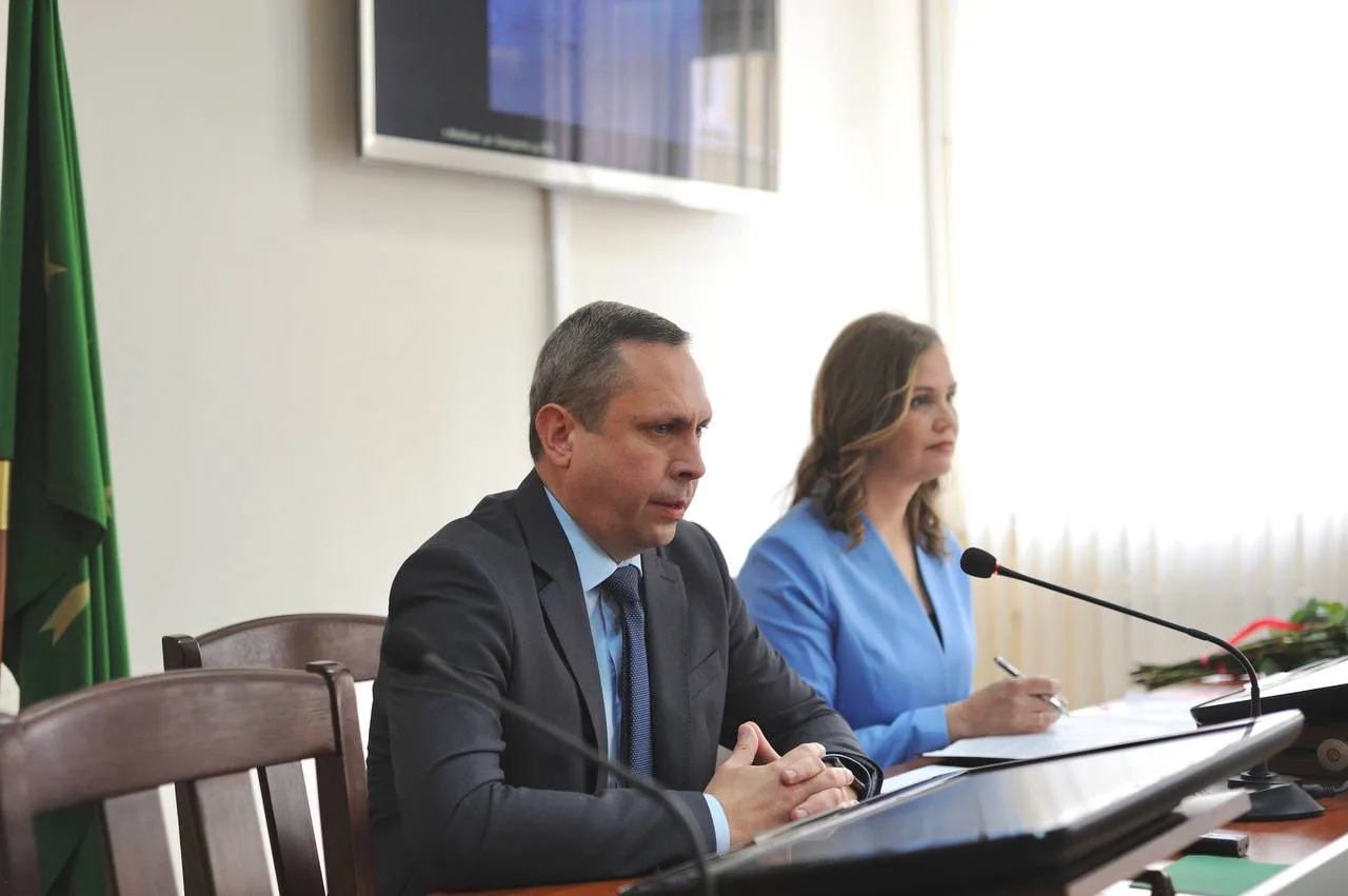День города Майкопа будет совмещен с Днём Республики Адыгея  Депутаты Горсовета сегодня поддержали и