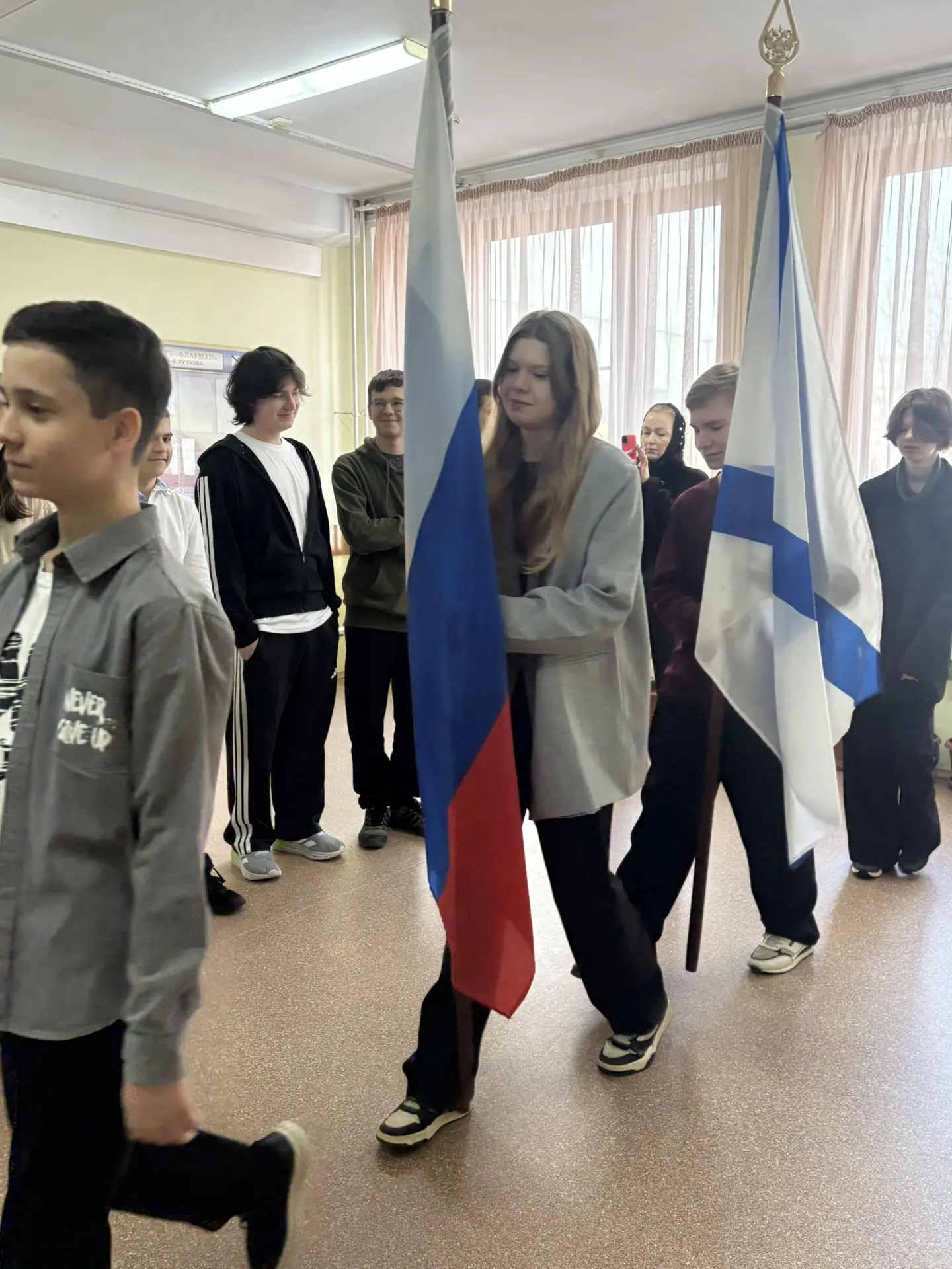 ПОДНЯТИЕ ФЛАГА!             16 марта🇷🇺    Морозное, но солнечное утро – идеальное время для старта н