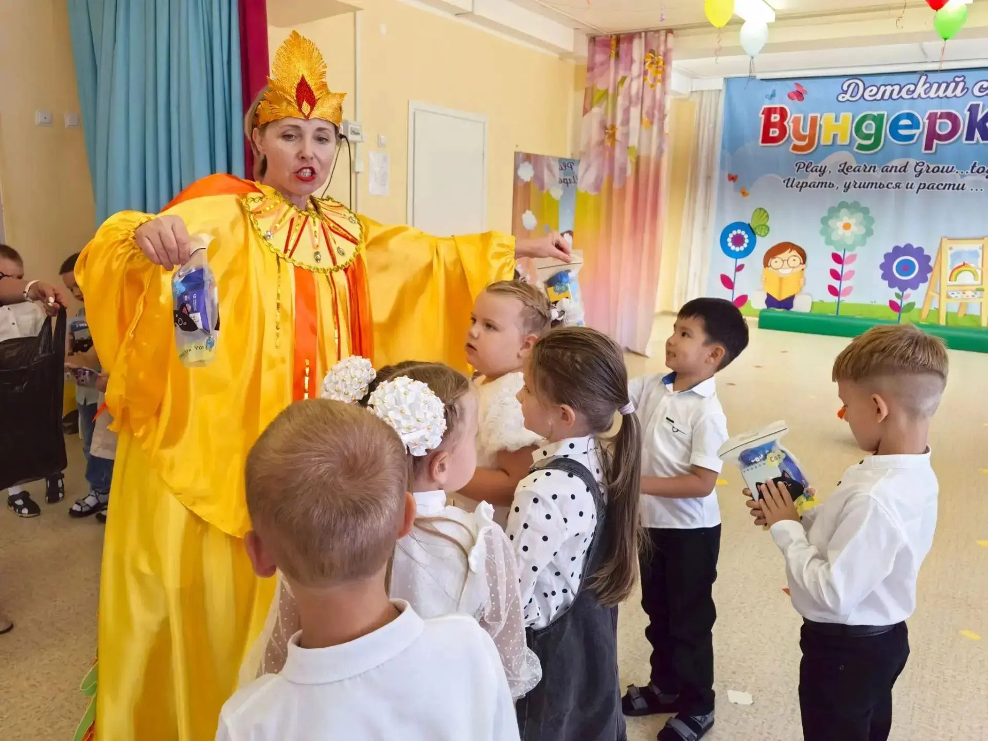 🎉 Прощание с летом и День знаний: двойной праздник в нашем детском саду! 🎉
