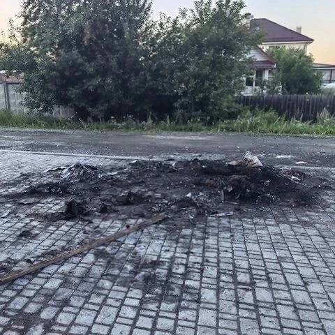 😨 Mercedes директора предприятия, на котором производят дроны, взорвался в Свердловско...