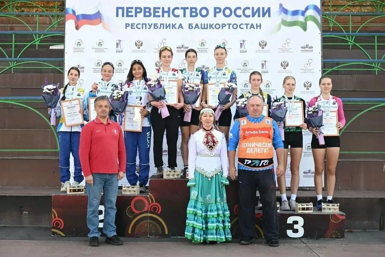 Спортсменка Иркутского муниципального округа Ольга Колосова в составе команды стала поб...