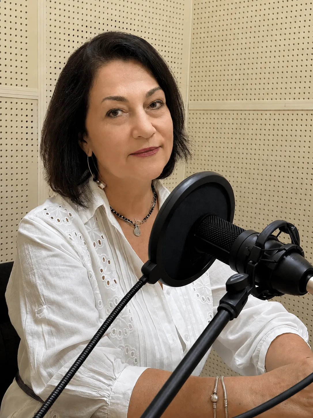 🎙️ В эфире программы «Люди-гости» Галина Кухно, директор Дома культуры станицы Кавказской, заслужен