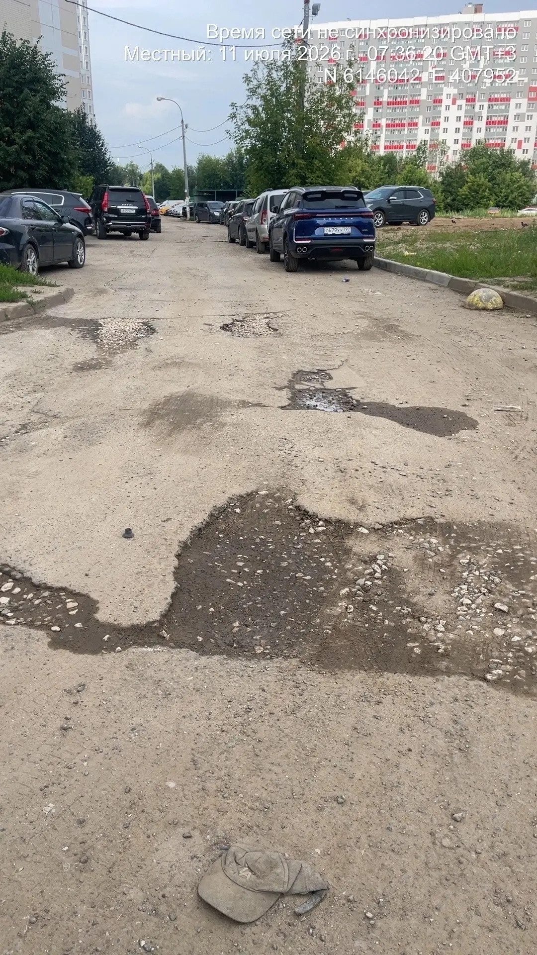 На сегодня улица Садовая вблизи дома 7/1 выглядит вот так. Та фотография старая, улицы ...