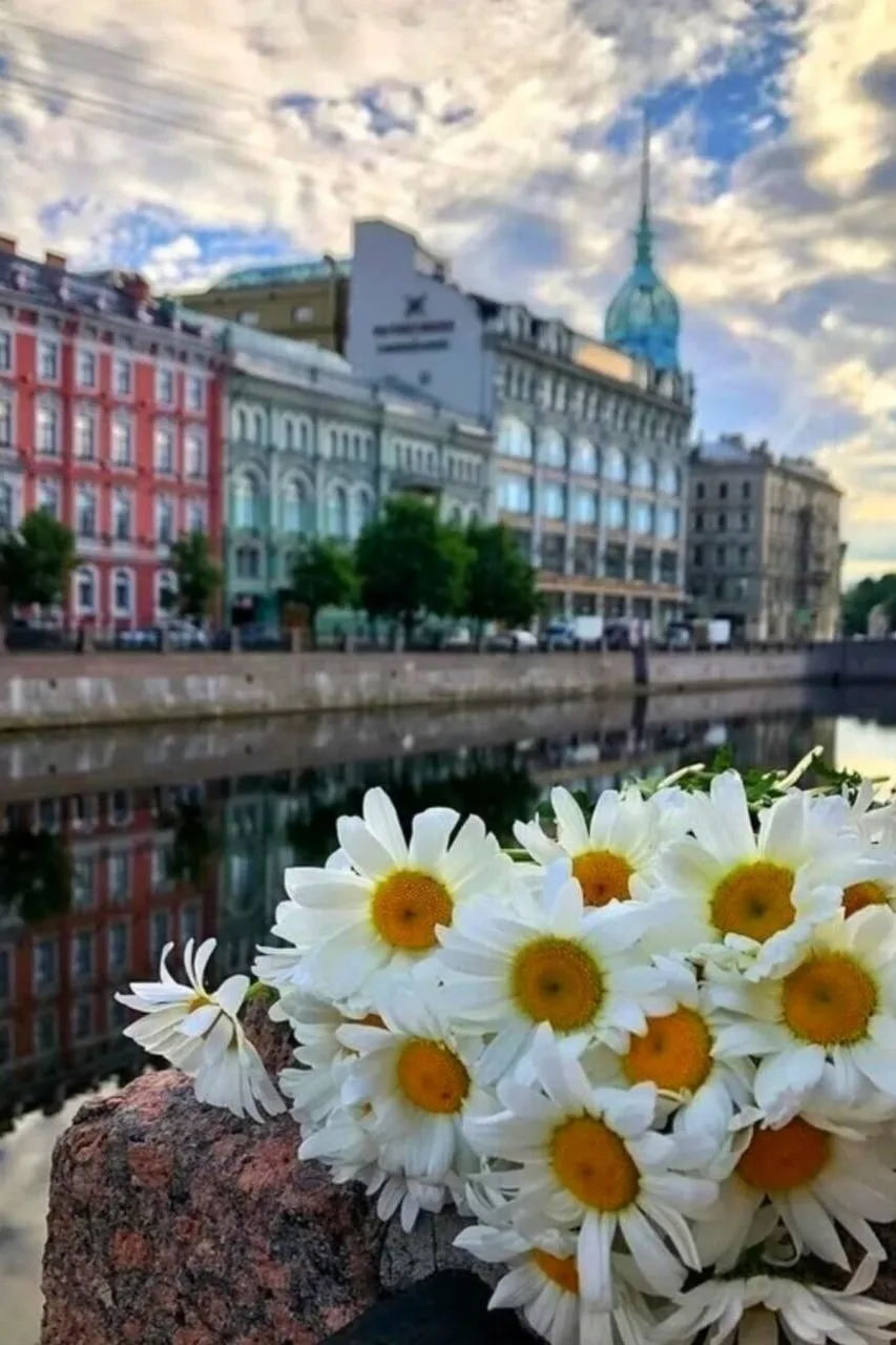 ⛵ Погода в Санкт-Петербурге 28 июля 2026 года.
🌥️Облачная с прояснениями погода.
🌦️ Кратковременны