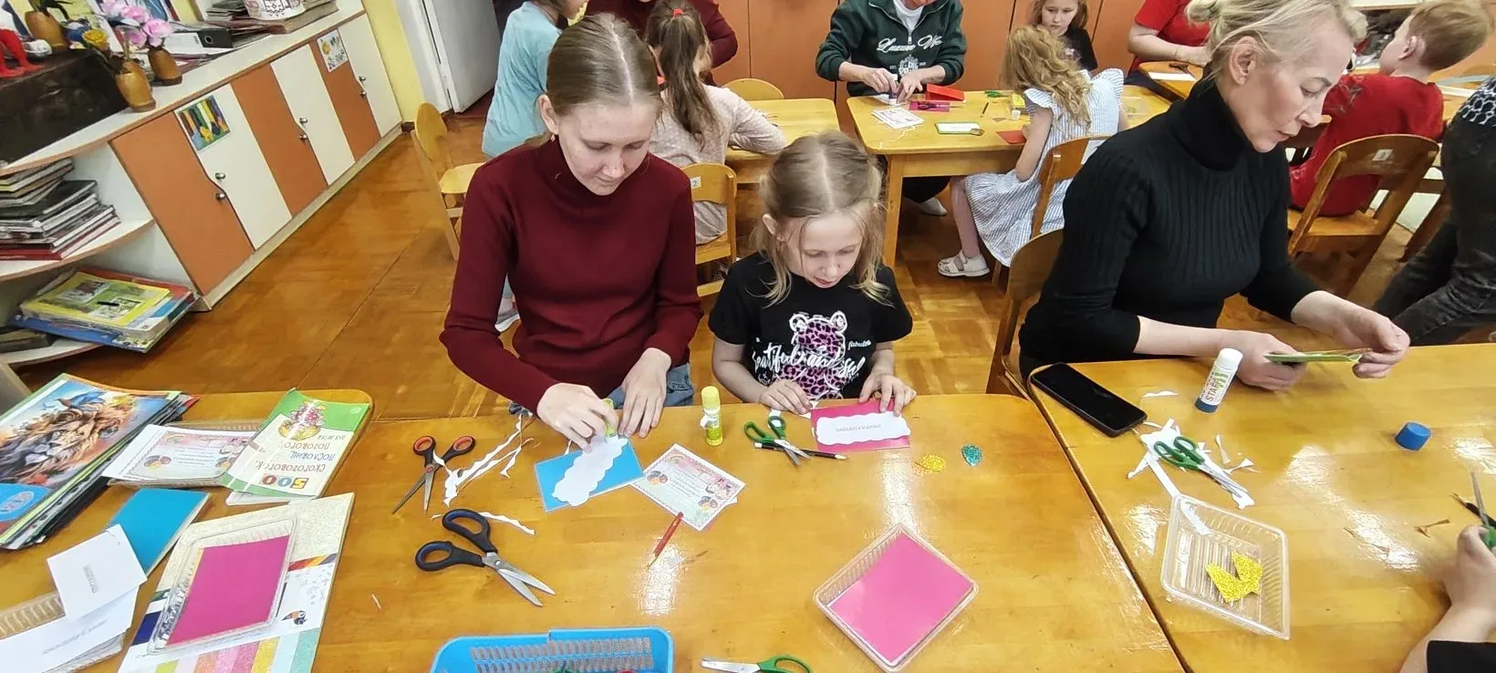 Знаете, чем пахнет выпускной в детском саду?