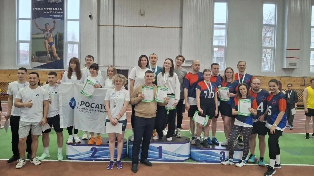 Команда департамента образования вновь на высшей ступени пьедестала! 🏆  Наши спортсмены стали 🥇 в со