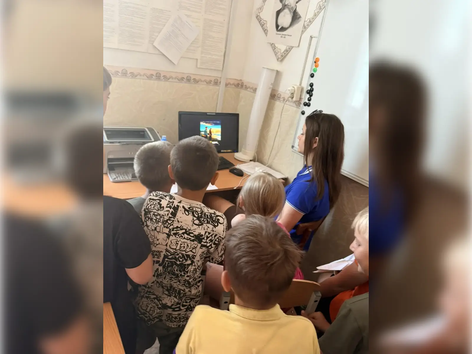 Просмотр фильма «Ты не один»!