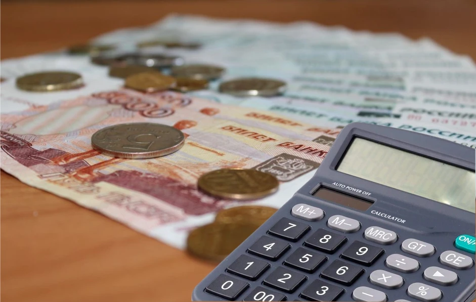 Пенсионеров защитят от обесценивания денег при задержках выплат по суду