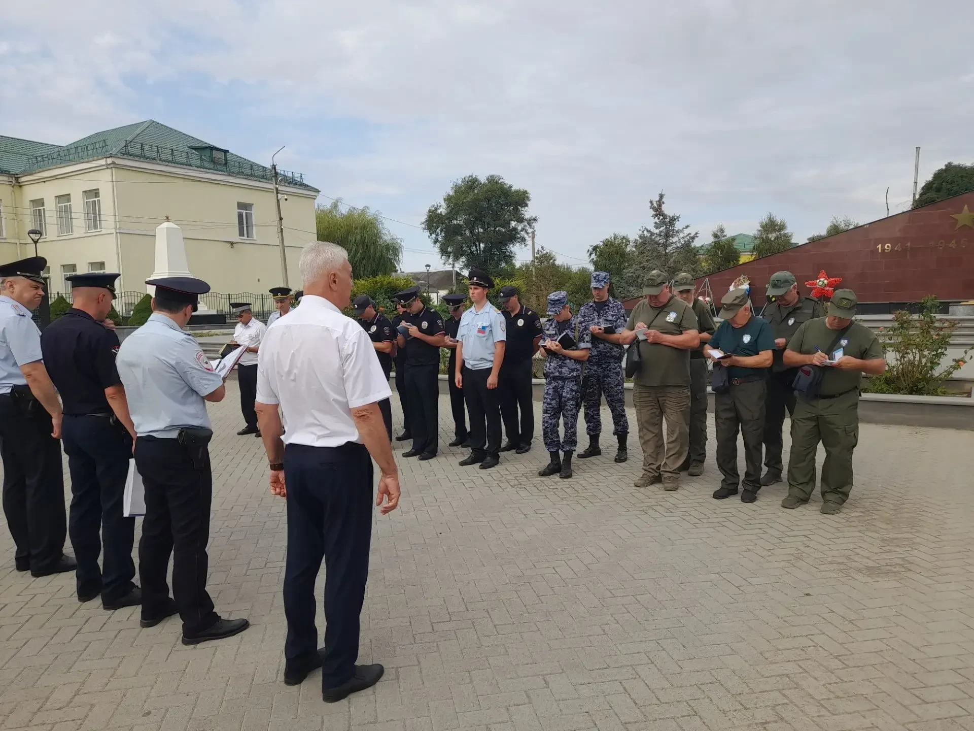 🛡 ВМЕСТЕ — К СПОКОЙСТВИЮ И ПОРЯДКУ