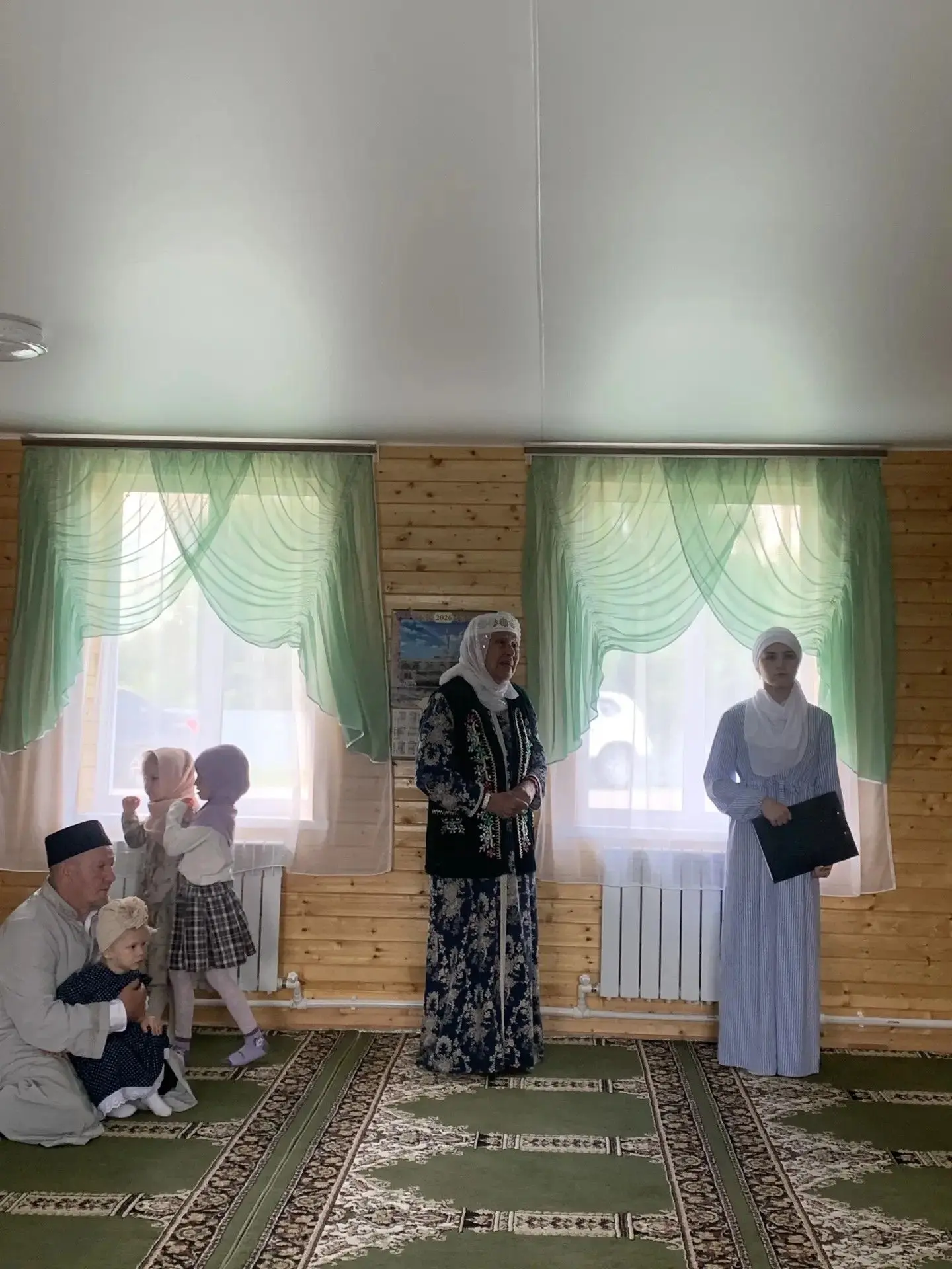 🌙Саба районы Төбәк авылында кыз балалар арасында Корьән бәйгесе үтте. 

Бәйгене оештыруда 1880 елла