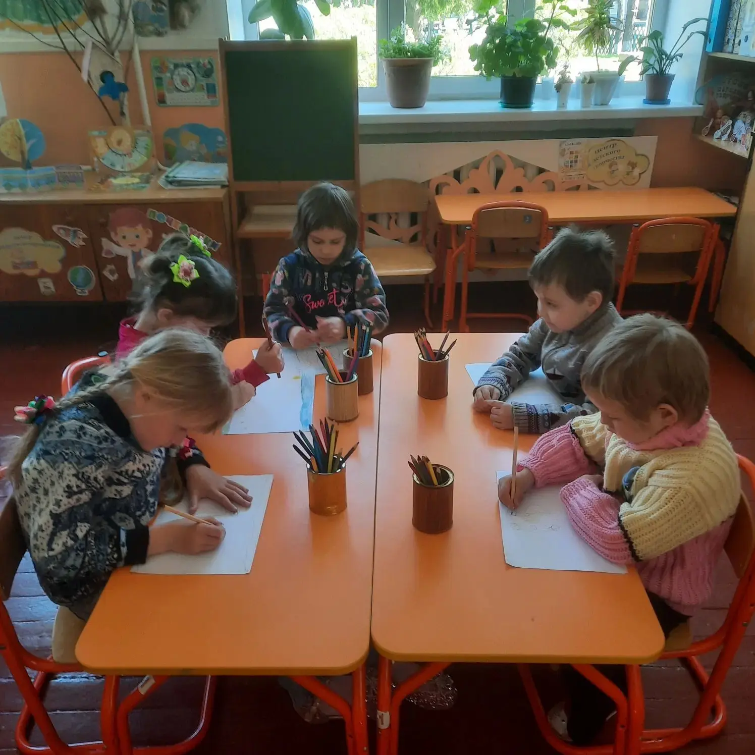 В доме нашем — смех и радость,