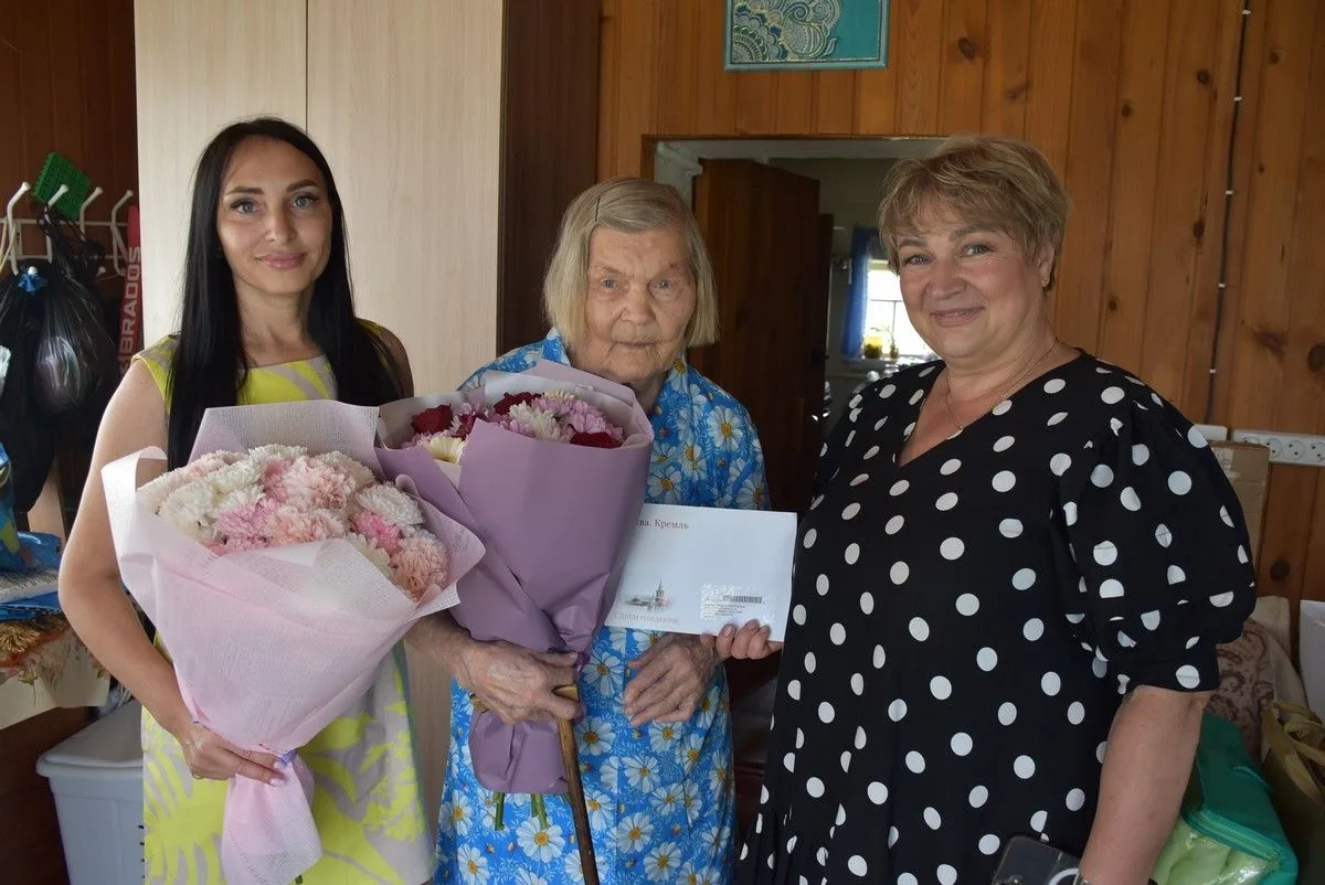 Старейшая жительница села Сушки Лидия Родина отметила 100-летний юбилей