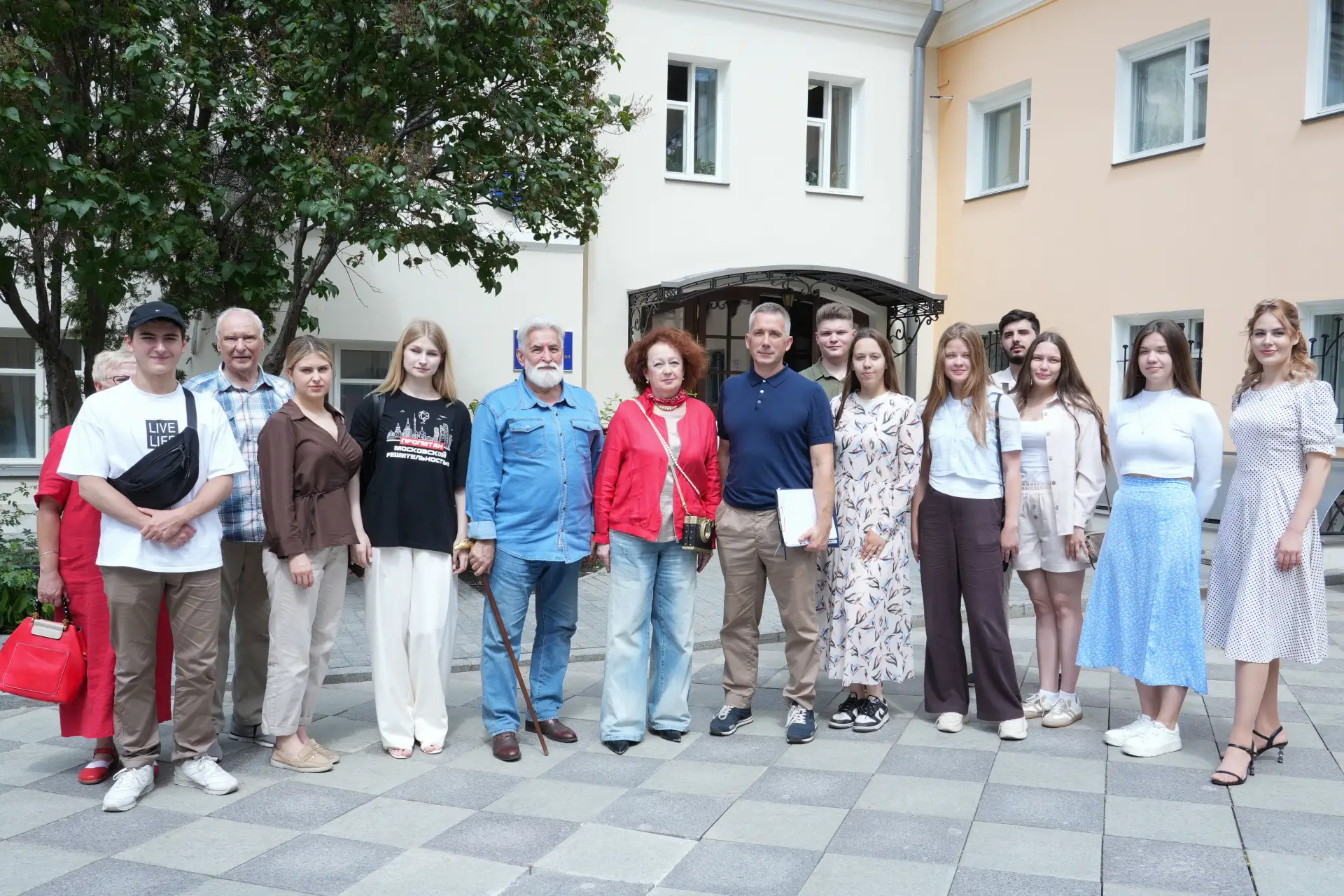 Активисты ЦАО подали обращение в Департамент культурного наследия о восстановлении скул...