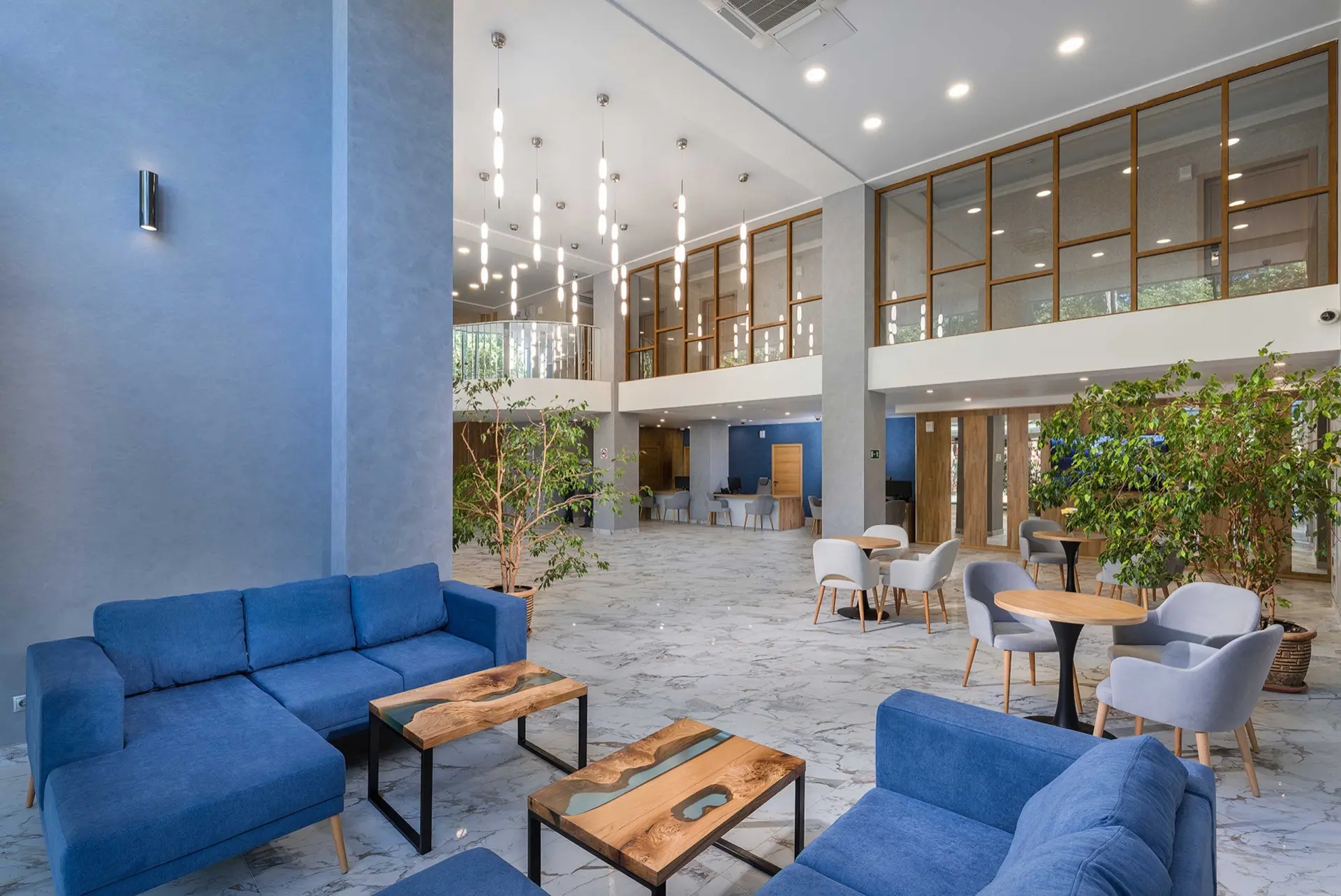 🔥 MAJESTIC CLUB ALEAN приглашает на работу в Анапе!  📍 Адрес: г. Анапа, Пионерский проспект, 20М  Мы