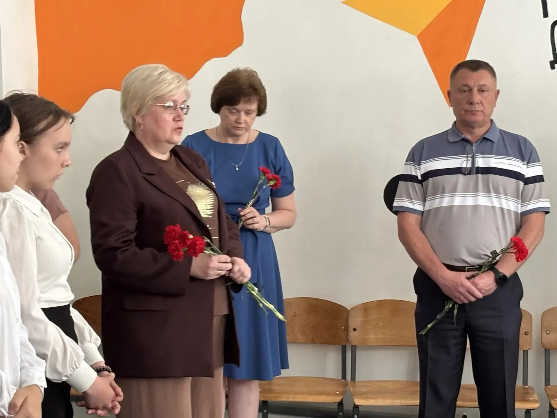 Чтоб стать мужчиной – мало им родиться,