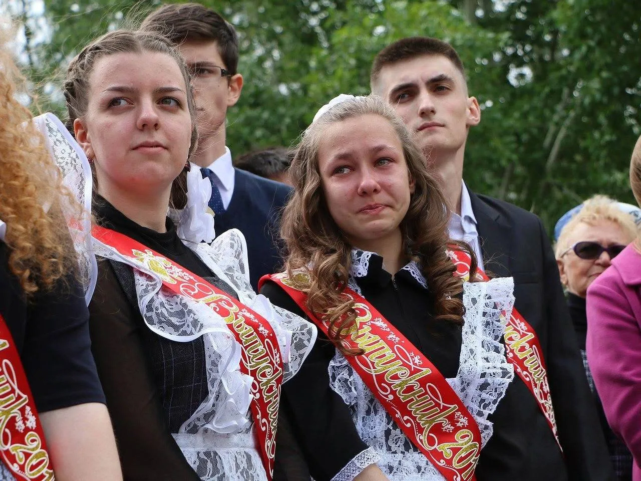 Мой парень внезапно исчез накануне моего выпускного. Ничего не предвещало этого. Я приехала к его ма
