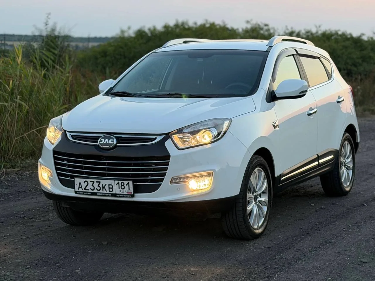 JAC S5 2021 года состояние нового авто. 25 000 тыс. родного пробега!2.0 бензин самый пр...