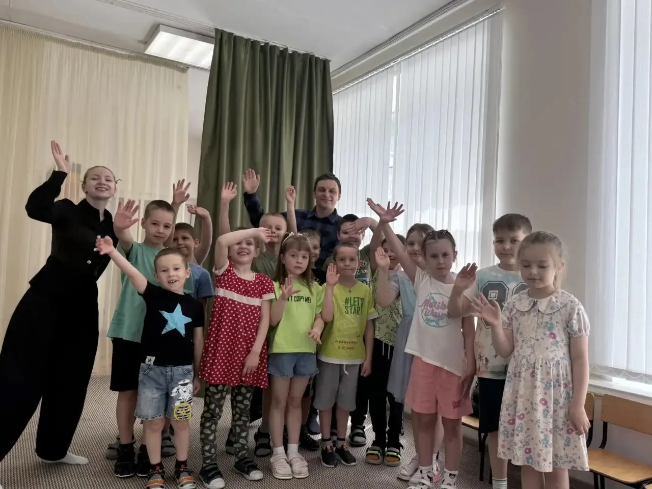 В День защиты детей чуть больше волшебства и улыбок! ☀️

Сегодня Евгений Благов и Кристина Павлова п