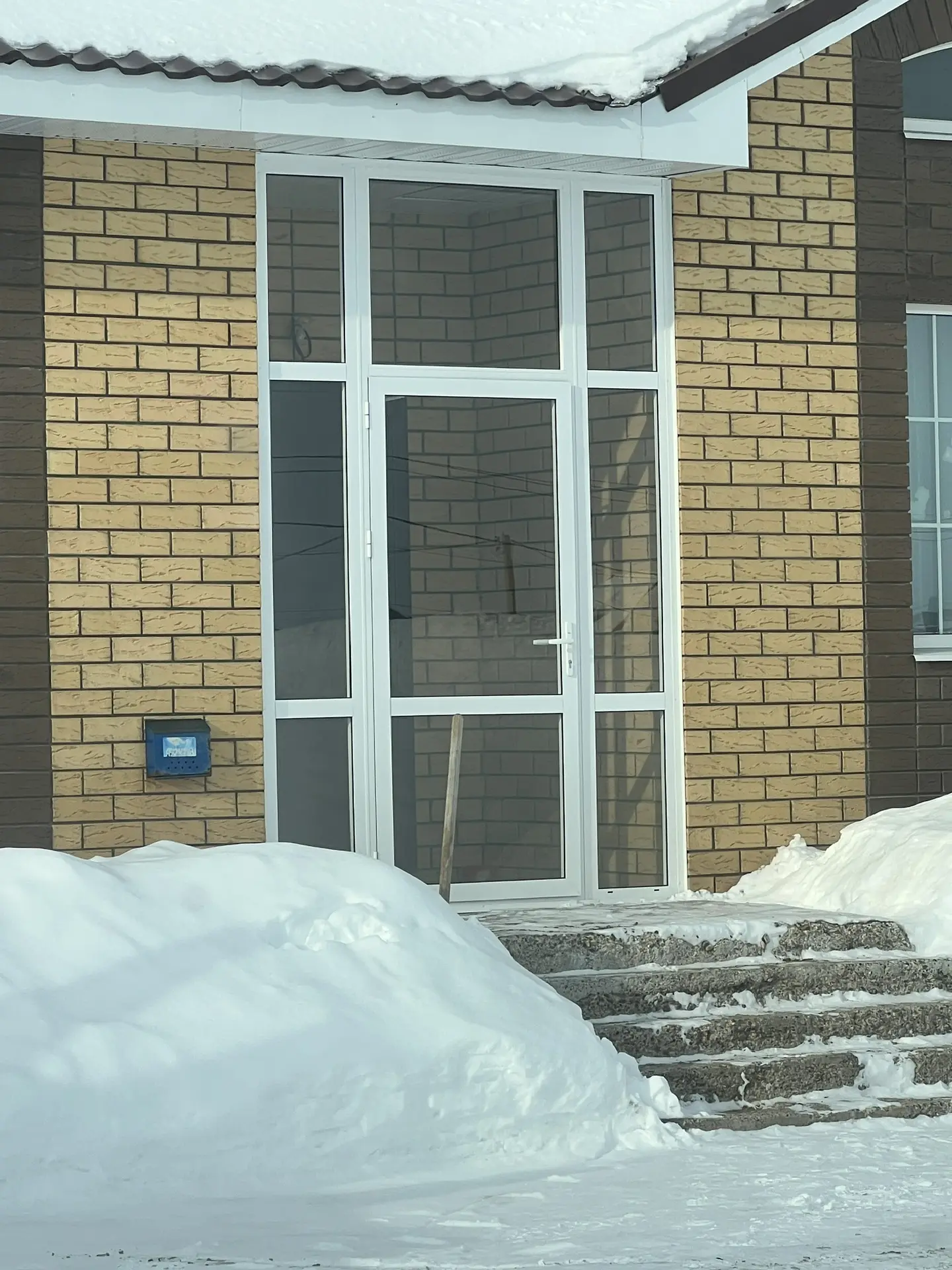 🏡 Профессиональное остекление входных групп, веранд и беседок «под ключ»!