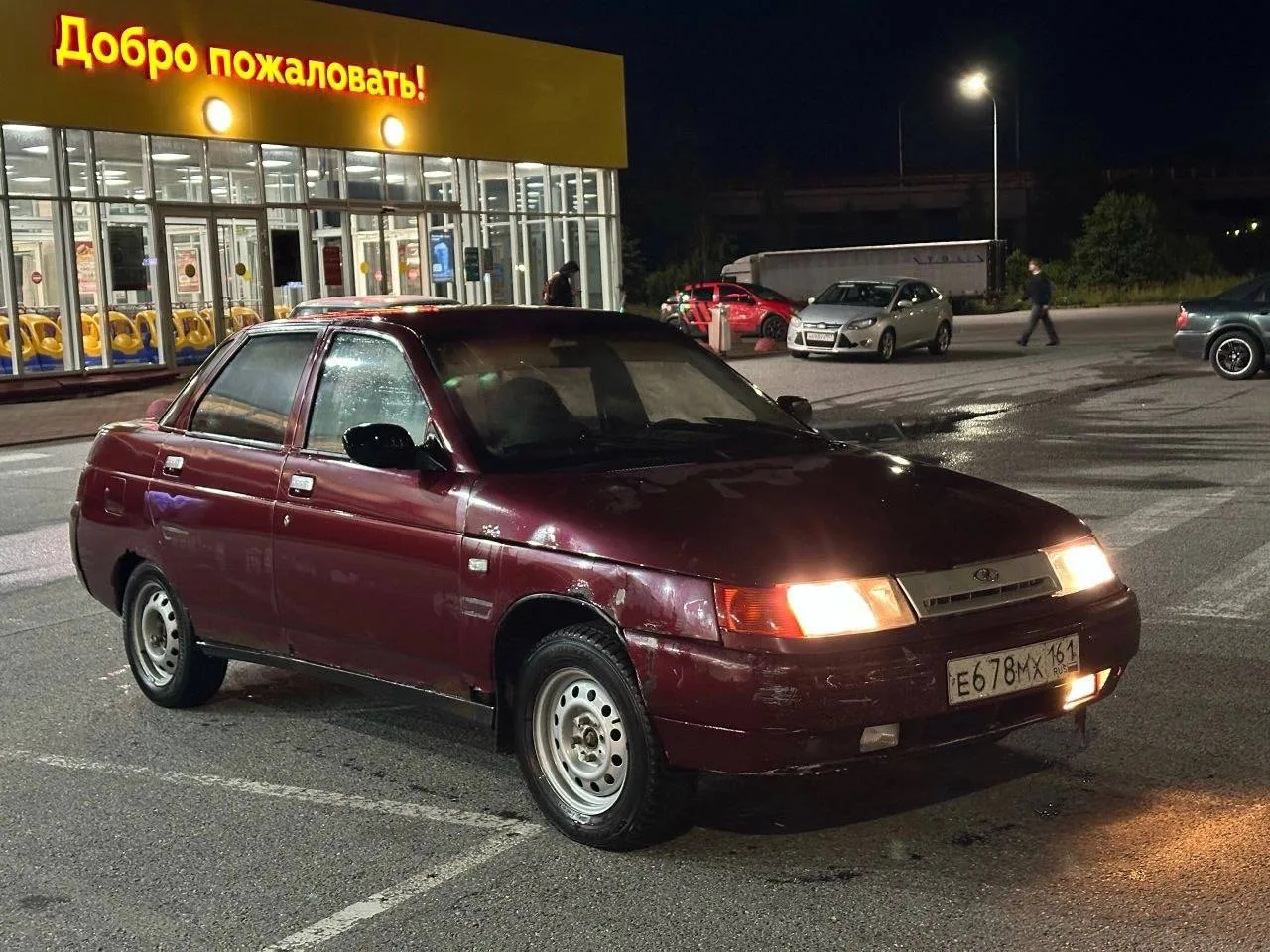 Lada 2110 
1.6 МКПП 2006 год

120 шеснарь 
Документы все на руках 
Авто на учёте 
На полном ходу не 