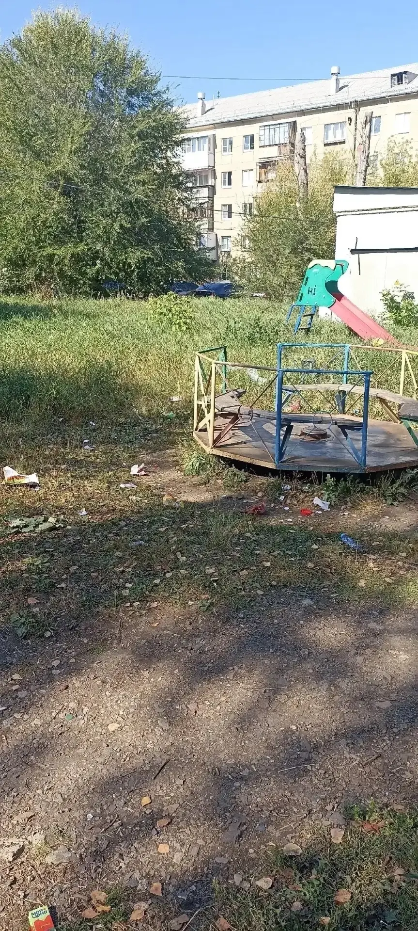 ❗️Жительница Магнитогорска жалуется на запущенный квартал за библиотекой «Ручьёвка» на ...