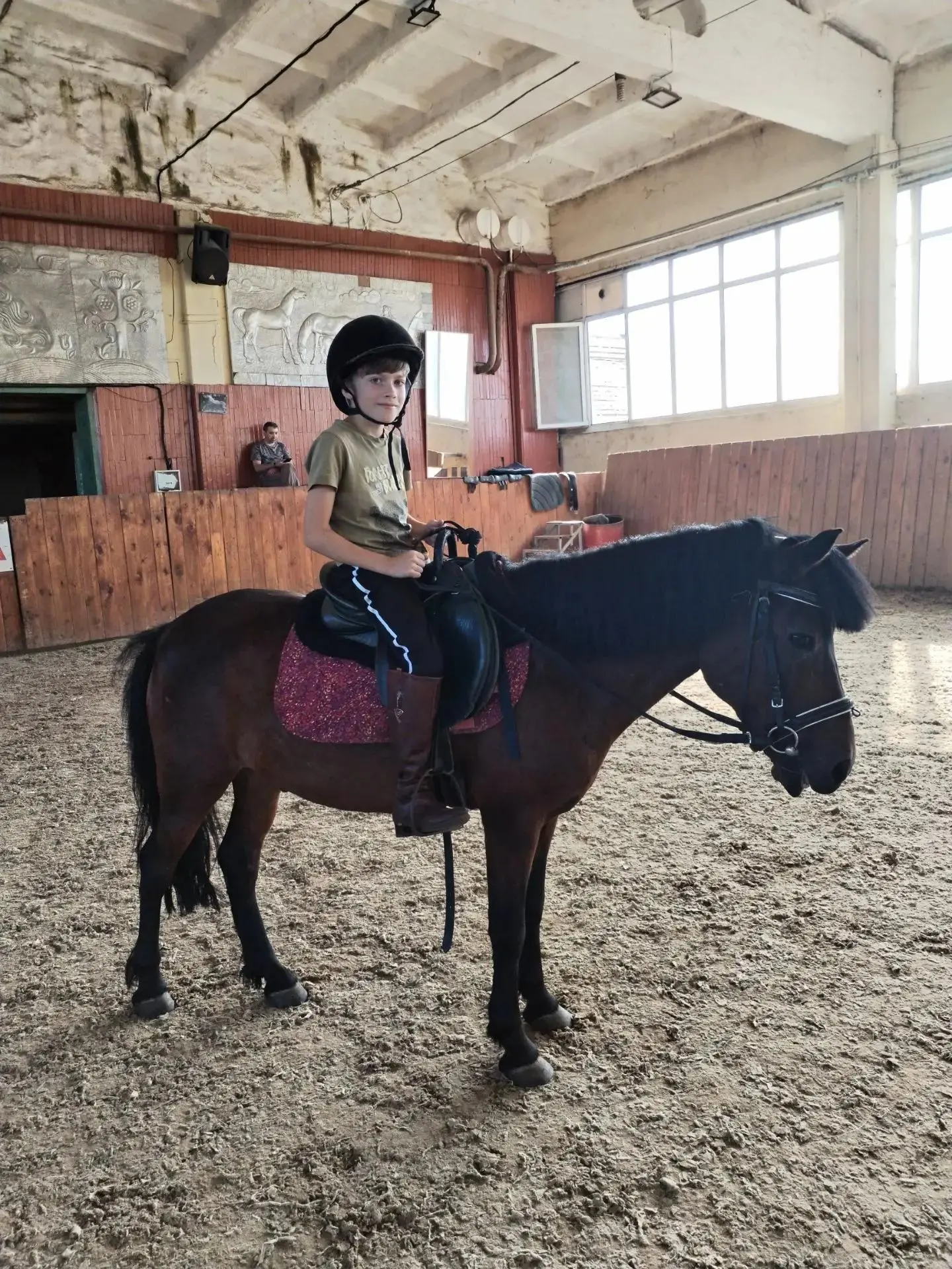 Каникулы закончились, но мы всё ещё с теплотой вспоминаем нашего гостя — Александра Кор...