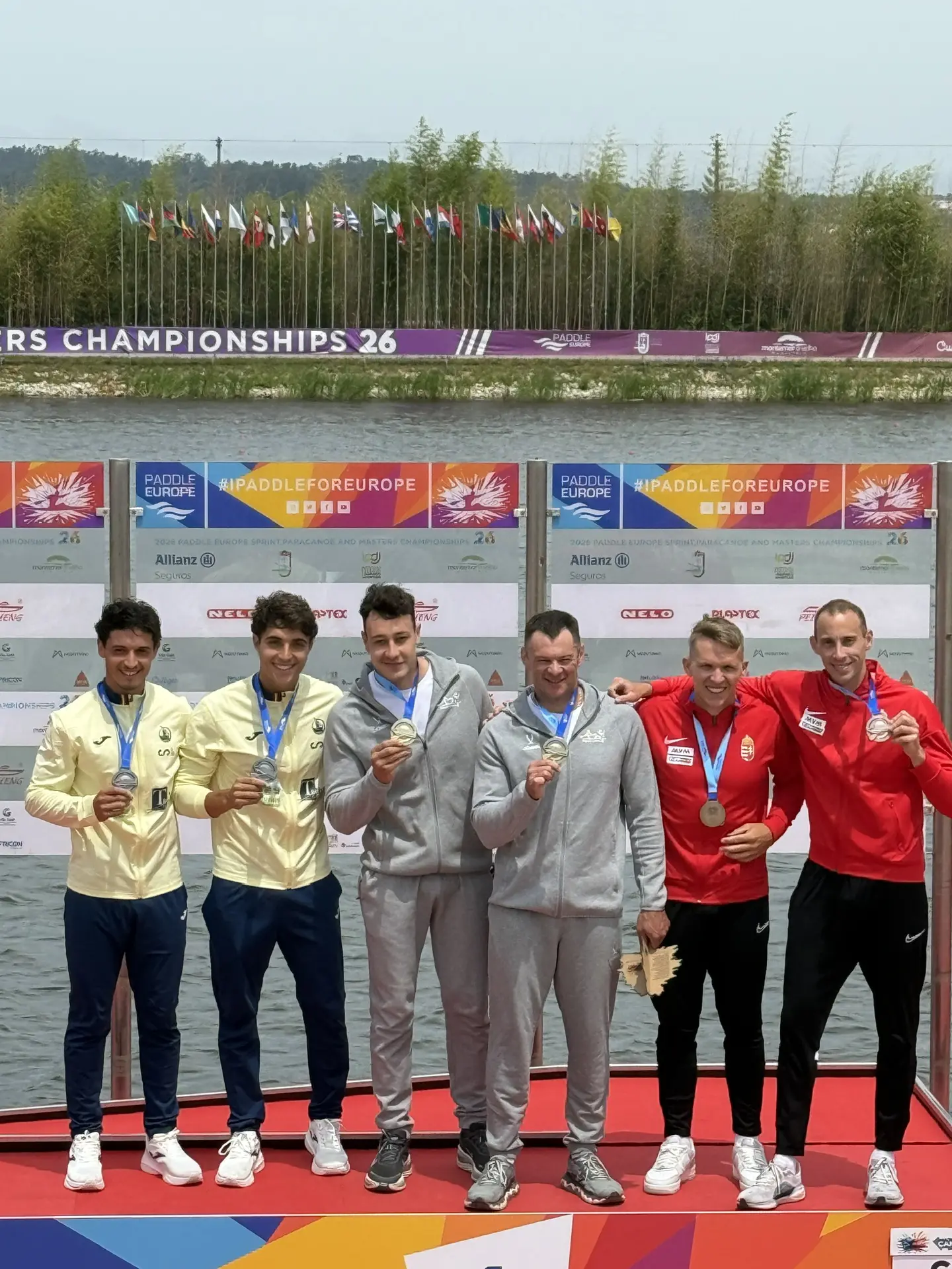 Захар Петров - чемпион Европы

В Португалии продолжается чемпионат Европы по гребле на байдарках и к