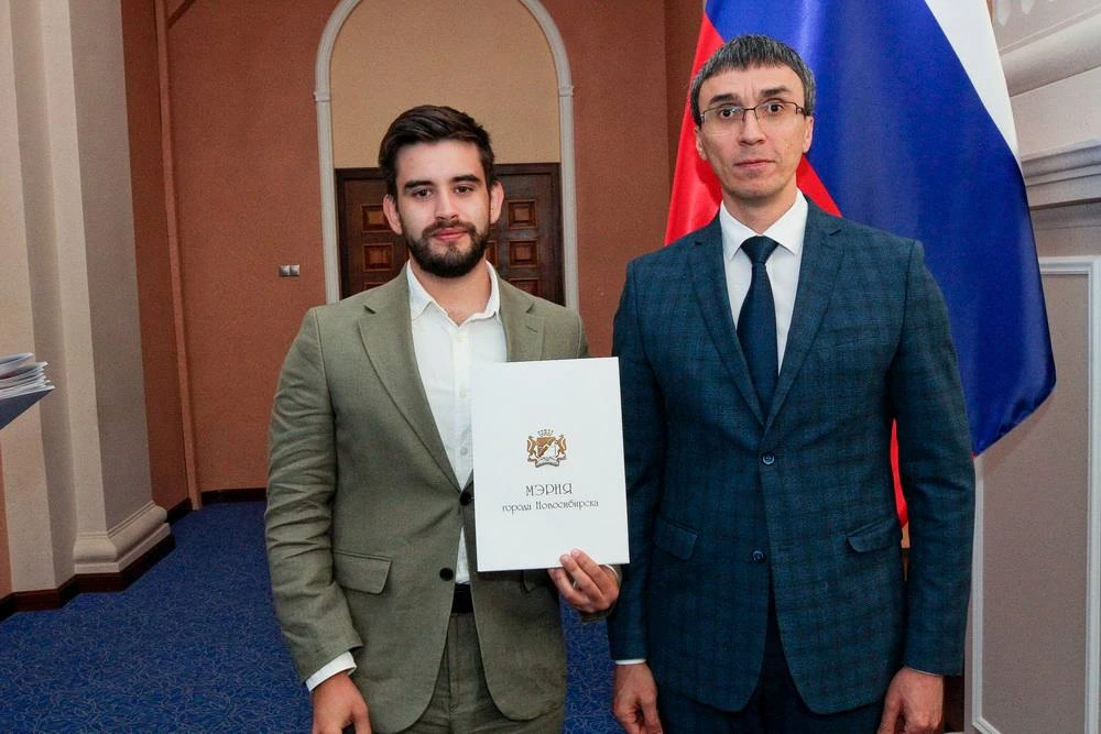 💡Арсений Моралев, младший научный сотрудник лаборатории биохимии нуклеиновых кислот ИХ...