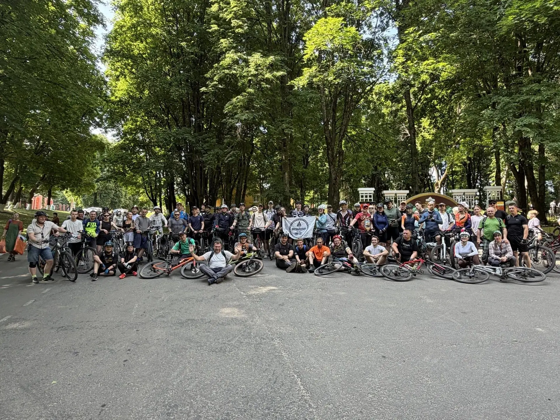 В Овстуге прошёл 65-й Всероссийский праздник поэзии! 🇷🇺 

В первую субботу июня село Овстуг вновь 